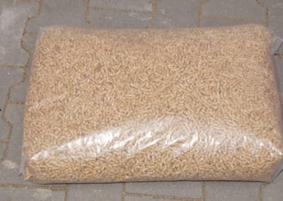 Holzpellets Sackware – Kiefer – DIN plus EN A1 – 15 kg Beutel