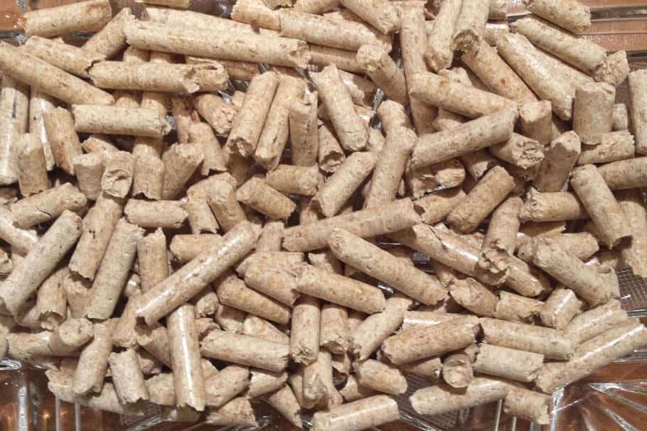 Holzpellets lose 6-8 mm